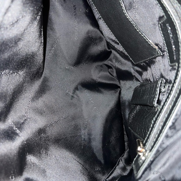 Authentic Pre-loved Dolce & Gabbana Black Leather Flap Bag - Picture 9 of 14
